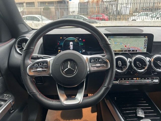MERCEDES-BENZ GLB 200 usata, con Boardcomputer