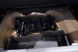 PEUGEOT 2008 usata, con Airbag testa