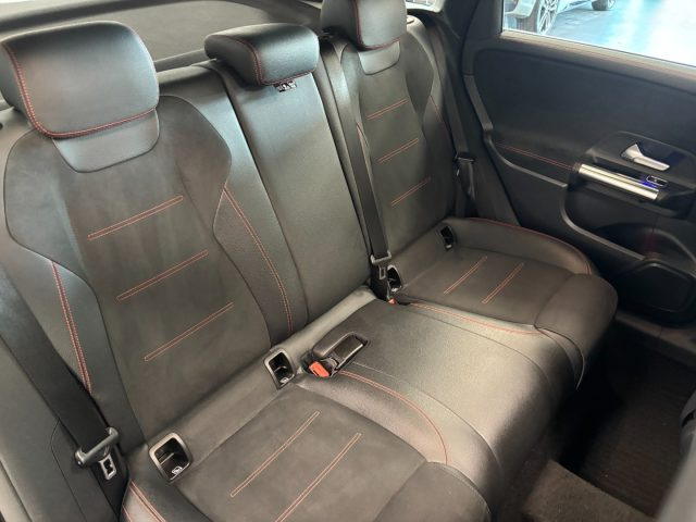 MERCEDES-BENZ B 180 usata, con Vetri oscurati