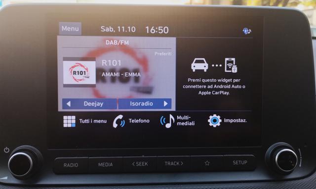 HYUNDAI Kona usata, con USB