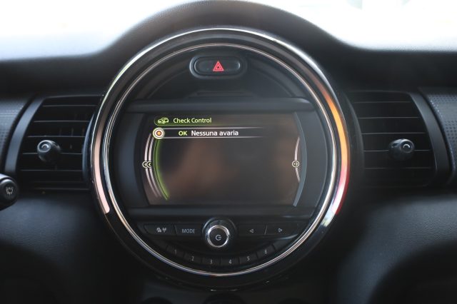 MINI One usata, con Sound system