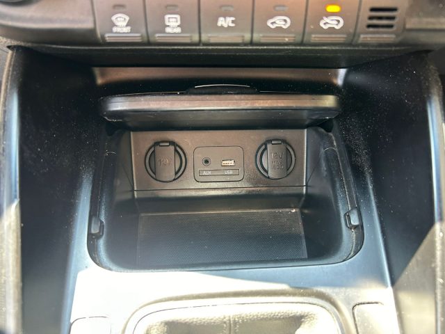 KIA Carens usata, con Climatizzatore