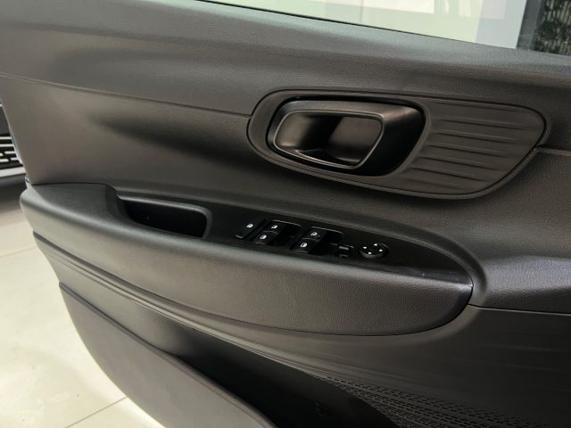 HYUNDAI i20 usata, con Volante multifunzione