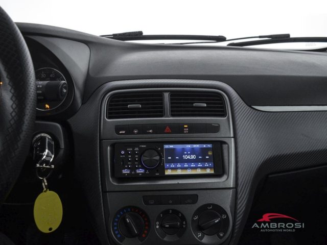 FIAT Punto usata 14