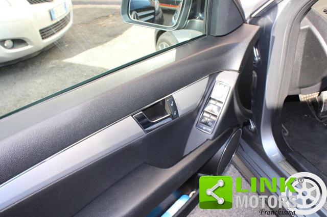 MERCEDES-BENZ C 320 usata, con Climatizzatore