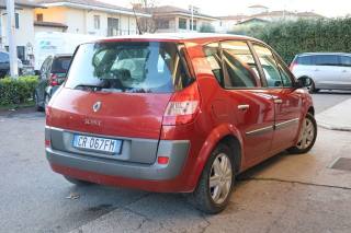 RENAULT Scenic usata, con Controllo automatico clima