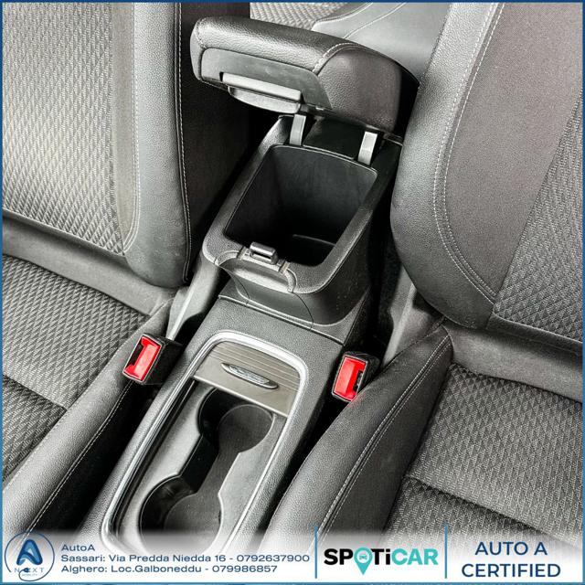 OPEL Astra usata, con Bluetooth