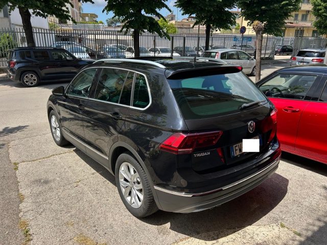 VOLKSWAGEN Tiguan usata, con Airbag Passeggero