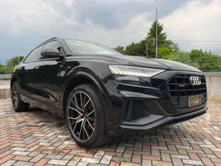 AUDI Q8 55 TFSI e quattro tiptronic S line plus