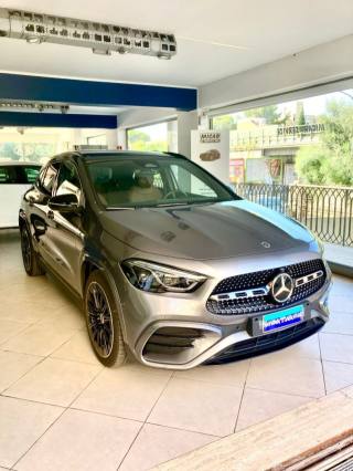 MERCEDES-BENZ GLA 220 usata, con Airbag laterali