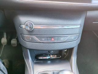 PEUGEOT 308 usata, con Cerchi in lega