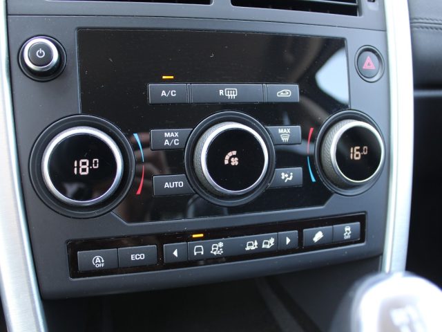 LAND ROVER Discovery Sport usata, con Sensori di parcheggio posteriori