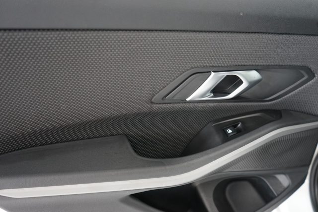 BMW 318 usata 38