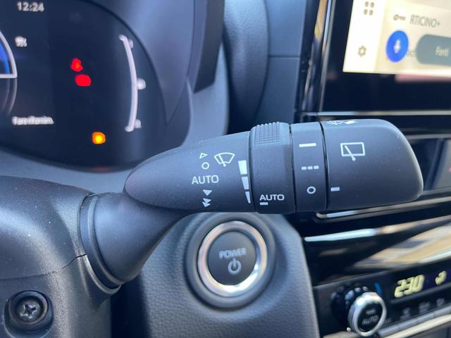 TOYOTA Yaris Cross usata, con Sistema di navigazione
