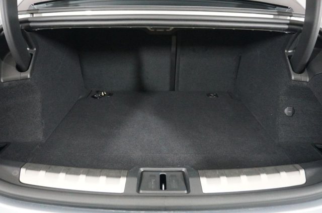 PORSCHE Taycan usata, con Cronologia tagliandi