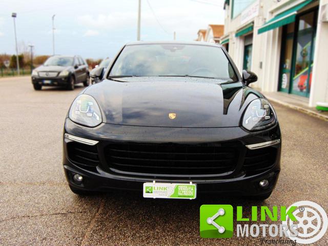 PORSCHE Cayenne usata, con Airbag