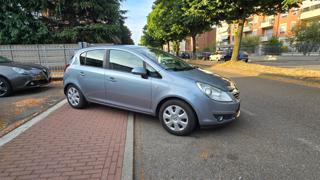 OPEL Corsa usata, con ESP