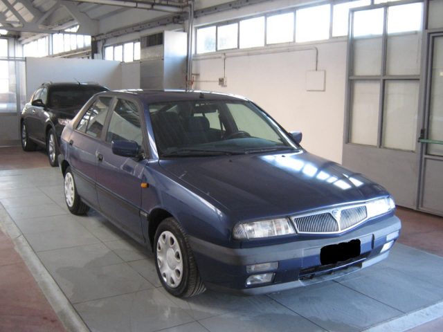 LANCIA Delta usata, con Airbag