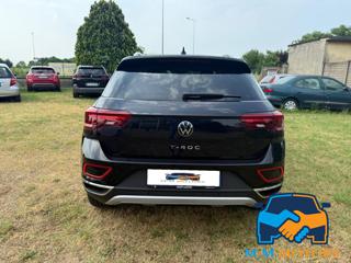 VOLKSWAGEN T-Roc usata, con Autoradio