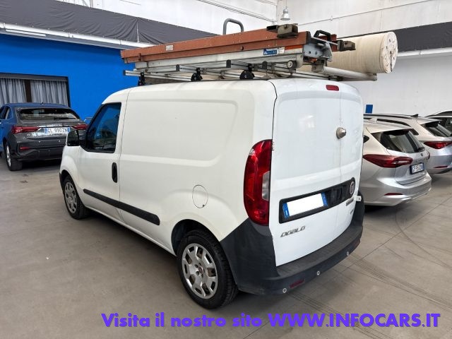 FIAT Doblo usata, con Airbag
