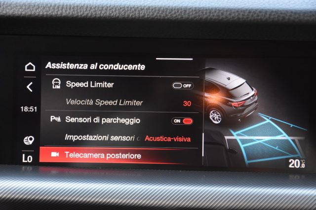 ALFA ROMEO Stelvio usata, con Sedile posteriore sdoppiato