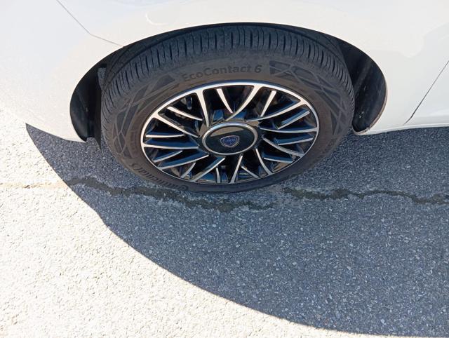 LANCIA Ypsilon usata, con Sensori di parcheggio posteriori