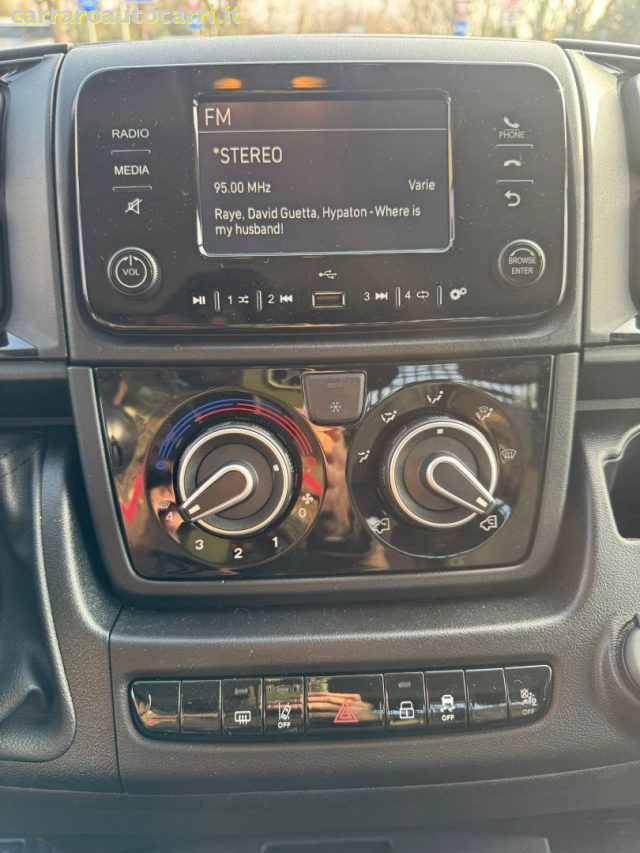 TOYOTA Proace Max usata, con USB