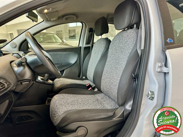 LANCIA Ypsilon usata, con Climatizzatore