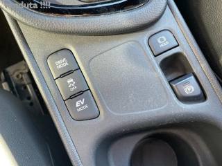 TOYOTA Yaris usata, con Bluetooth