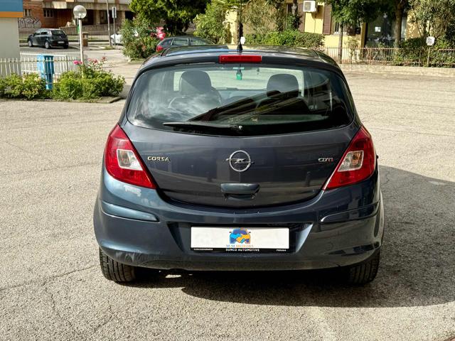 OPEL Corsa usata, con Autoradio