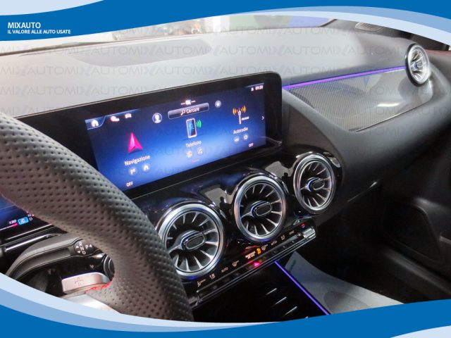 MERCEDES-BENZ GLA 200 usata, con Alzacristalli elettrici