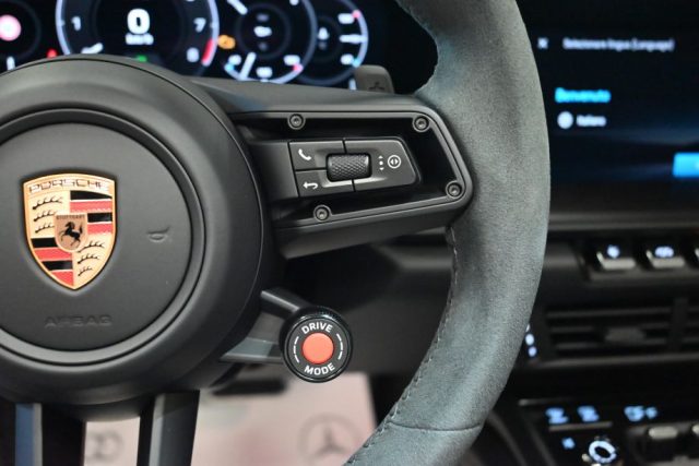 PORSCHE 992 usata 41