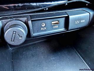 KIA Stonic usata, con USB