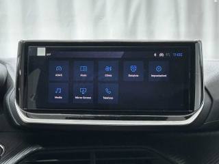 PEUGEOT 208 usata, con Sensori di parcheggio posteriori