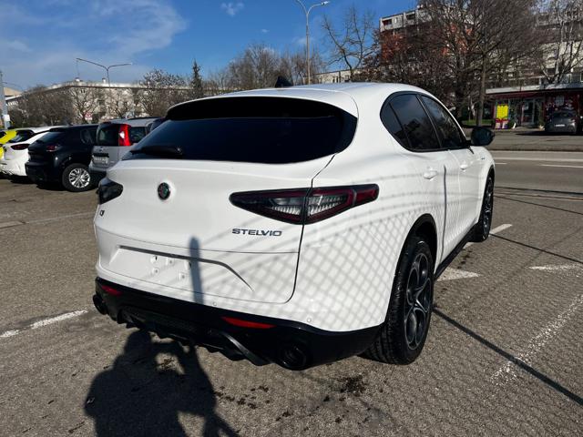 ALFA ROMEO Stelvio usata, con Airbag