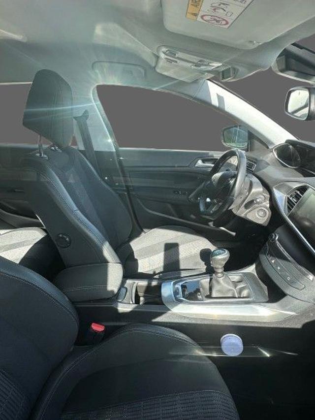 PEUGEOT 308 usata, con Airbag
