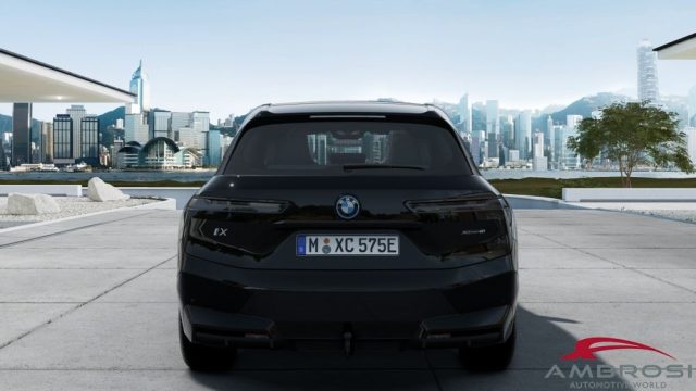 BMW iX usata 4