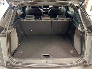 PEUGEOT 2008 usata, con Leve al volante