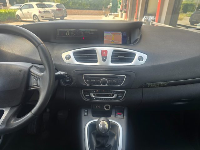 RENAULT Scenic usata, con USB