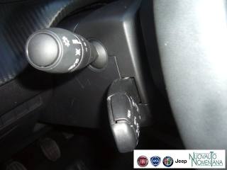 PEUGEOT 2008 usata, con Sedile posteriore sdoppiato
