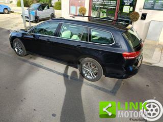 VOLKSWAGEN Passat Variant usata, con Marmitta catalitica