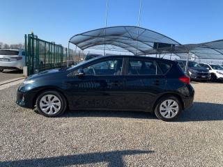TOYOTA Auris usata, con Chiusura centralizzata