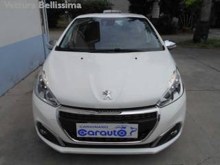PEUGEOT 208 usata, con Autoradio