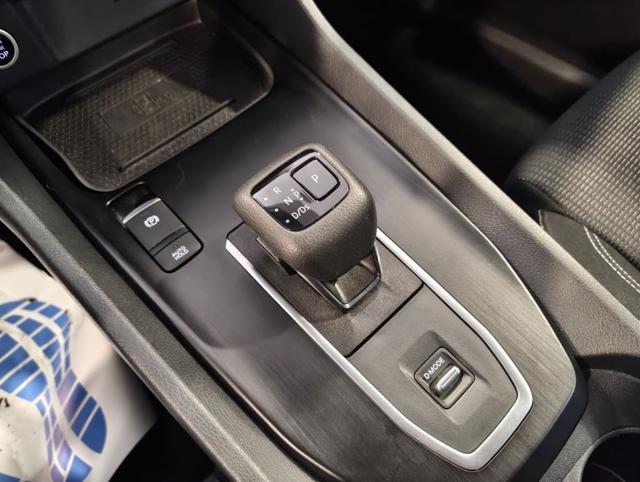 NISSAN Qashqai usata, con Controllo automatico clima