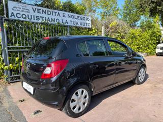 OPEL Corsa usata, con Autoradio