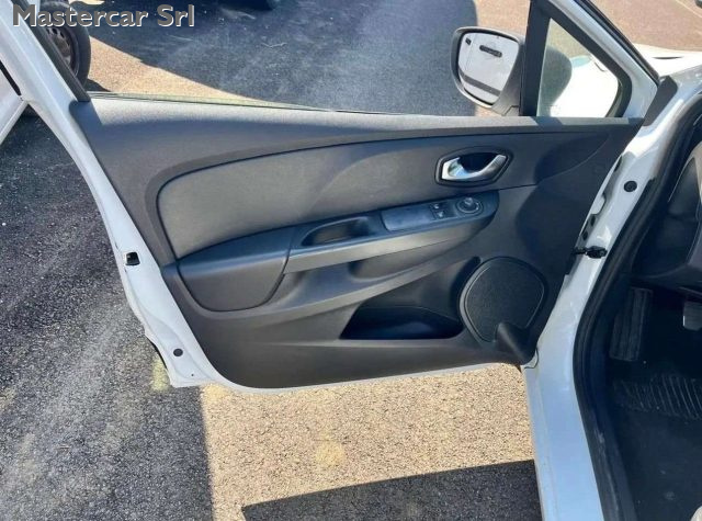 RENAULT Clio usata, con Controllo trazione