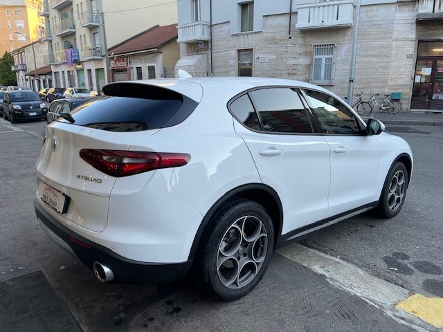 ALFA ROMEO Stelvio usata, con Autoradio