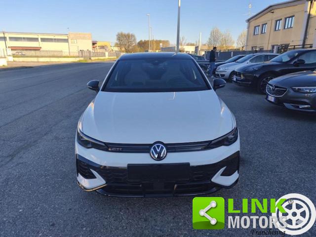 VOLKSWAGEN Golf usata, con Airbag