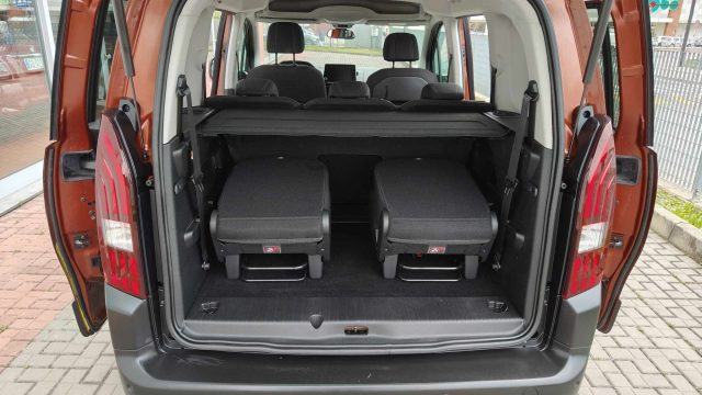 PEUGEOT Rifter usata, con Bluetooth