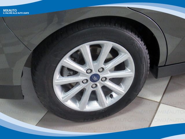 FORD C-Max usata, con Fendinebbia